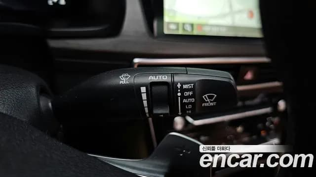 2020 Kia K7 Premier 3.0 GDI Signature Sold VIN KNALD416BLA198521 – exterior detail 2020 Kia K7 Premier 3.0 GDI Signature Sold VIN KNALD416BLA198521 – exterior detail