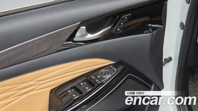 2020 Kia K7 Premier 3.0 GDI Signature Sold VIN KNALD416BLA198742 – front exterior 2020 Kia K7 Premier 3.0 GDI Signature Sold VIN KNALD416BLA198742 – front exterior