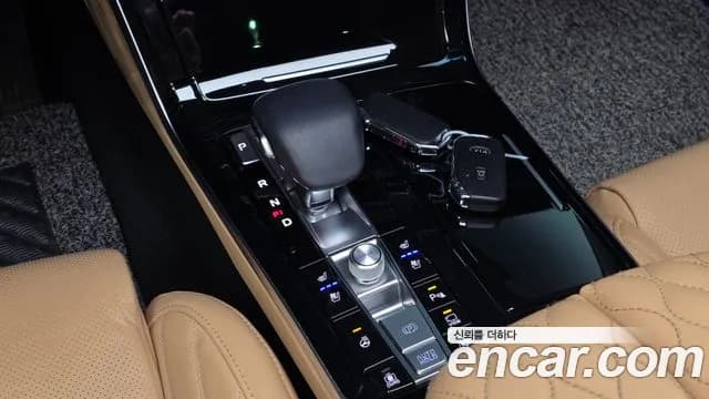 2020 Kia K7 Premier 3.0 GDI Signature Sold VIN KNALD416BLA198742 – side profile 2020 Kia K7 Premier 3.0 GDI Signature Sold VIN KNALD416BLA198742 – side profile