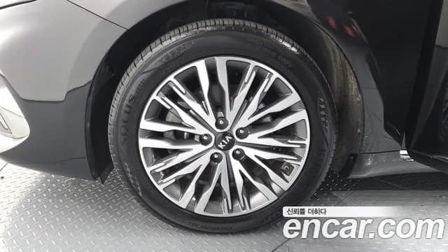 2020 Kia K7 Premier 3.0 GDI Noblesse Sold VIN KNALD416BLA200033 – side profile 2020 Kia K7 Premier 3.0 GDI Noblesse Sold VIN KNALD416BLA200033 – side profile