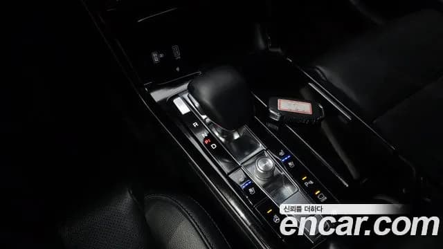 2020 Kia K7 Premier 3.0 GDI Noblesse Sold VIN KNALD416BLA211216 – rear exterior 2020 Kia K7 Premier 3.0 GDI Noblesse Sold VIN KNALD416BLA211216 – rear exterior