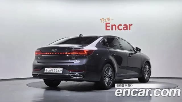 2020 Kia K7 Premier 3.0 GDI Noblesse Sold VIN KNALD416BLA214780 – trunk area 2020 Kia K7 Premier 3.0 GDI Noblesse Sold VIN KNALD416BLA214780 – trunk area