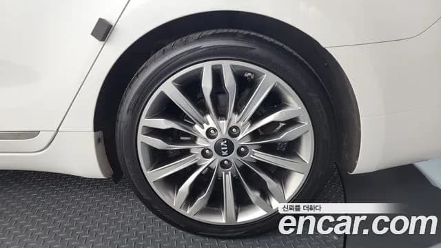 2020 Kia K7 Premier 3.0 GDI Signature Sold VIN KNALD416BLA214923 – engine bay 2020 Kia K7 Premier 3.0 GDI Signature Sold VIN KNALD416BLA214923 – engine bay
