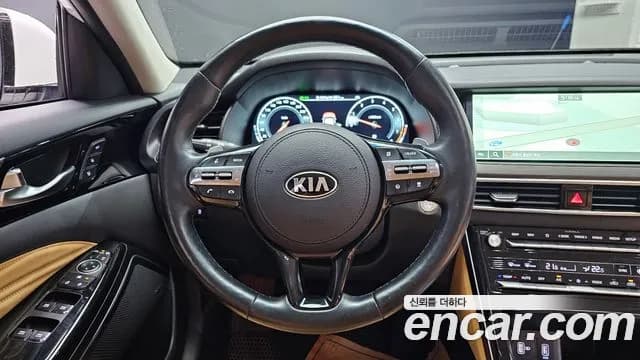 2020 Kia K7 Premier 3.0 GDI Signature Sold VIN KNALD416BLA221890 – front exterior 2020 Kia K7 Premier 3.0 GDI Signature Sold VIN KNALD416BLA221890 – front exterior