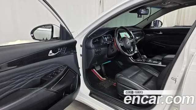 2020 Kia K7 Premier 3.0 GDI Signature Sold VIN KNALD416BLA231057 – exterior detail 2020 Kia K7 Premier 3.0 GDI Signature Sold VIN KNALD416BLA231057 – exterior detail