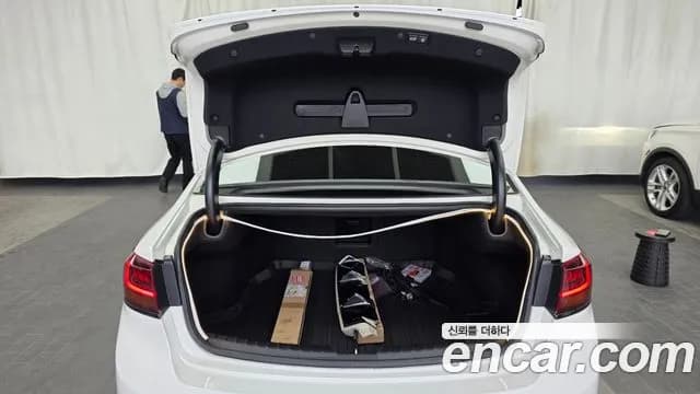 2020 Kia K7 Premier 3.0 GDI Signature Sold VIN KNALD416BLA231057 – undercarriage 2020 Kia K7 Premier 3.0 GDI Signature Sold VIN KNALD416BLA231057 – undercarriage