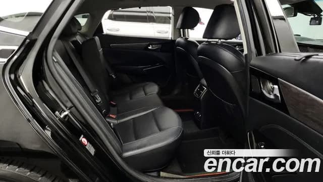 2020 Kia K7 Premier 3.0 GDI Noblesse Sold VIN KNALD416BLA231860 – rear exterior 2020 Kia K7 Premier 3.0 GDI Noblesse Sold VIN KNALD416BLA231860 – rear exterior