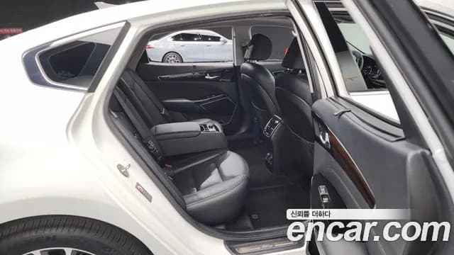 2018 Kia All New K7 3.0 LPI Prestige (Rental Car) Sold VIN KNALD418BJA136889 – undercarriage 2018 Kia All New K7 3.0 LPI Prestige (Rental Car) Sold VIN KNALD418BJA136889 – undercarriage