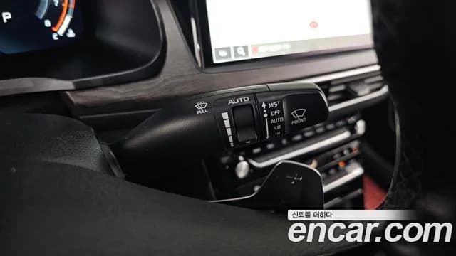 2020 Kia K7 Premier 3.0 LPI Noblesse Sold VIN KNALD418BLA182584 – undercarriage 2020 Kia K7 Premier 3.0 LPI Noblesse Sold VIN KNALD418BLA182584 – undercarriage