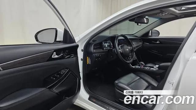 2020 Kia K7 Premier 3.0 LPI Noblesse(Disabled) Sold VIN KNALD418BLA198768 – rear exterior 2020 Kia K7 Premier 3.0 LPI Noblesse(Disabled) Sold VIN KNALD418BLA198768 – rear exterior