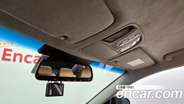 2020 Kia K7 Premier Hybrid Signature Sold VIN KNALE41GBLA030292 – interior seats 2020 Kia K7 Premier Hybrid Signature Sold VIN KNALE41GBLA030292 – interior seats