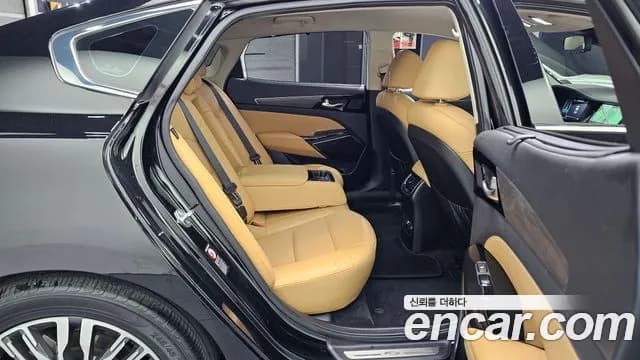 2021 Kia K7 Premier Hybrid Signature Sold VIN KNALE41GBMA032886 – interior seats 2021 Kia K7 Premier Hybrid Signature Sold VIN KNALE41GBMA032886 – interior seats