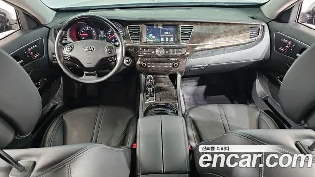 2017 Kia The New K9 3.3 GDI Executive Sold VIN KNALU411BHS036249 – photo 12 2017 Kia The New K9 3.3 GDI Executive Sold VIN KNALU411BHS036249 – photo 12