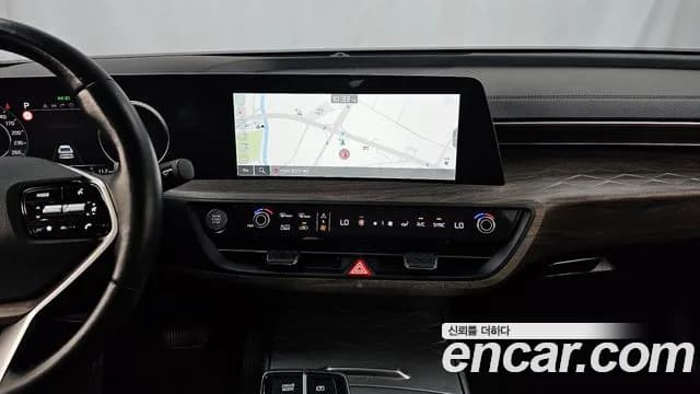 2022 Kia K8 2.5 Gasoline 2WD Sold VIN KNAM141BBNA023528 – interior seats 2022 Kia K8 2.5 Gasoline 2WD Sold VIN KNAM141BBNA023528 – interior seats