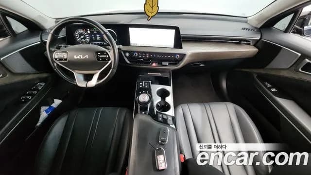 2023 Kia K8 2.5 Gasoline 2WD Sold VIN KNAM141BBPA045313 – photo 17 2023 Kia K8 2.5 Gasoline 2WD Sold VIN KNAM141BBPA045313 – photo 17