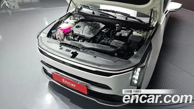 2025 Kia The New K8 2.5 Gasoline 2WD Sold VIN KNAM141BBSA077444 – front exterior 2025 Kia The New K8 2.5 Gasoline 2WD Sold VIN KNAM141BBSA077444 – front exterior