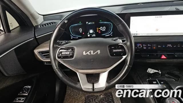 2022 Kia K8 3.5 LPG 2WD Sold VIN KNAM141FBNA010934 – interior seats 2022 Kia K8 3.5 LPG 2WD Sold VIN KNAM141FBNA010934 – interior seats