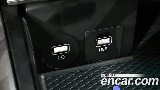 2022 Kia K8 3.5 LPG 2WD Sold VIN KNAM141FBNA010934 – exterior detail 2022 Kia K8 3.5 LPG 2WD Sold VIN KNAM141FBNA010934 – exterior detail