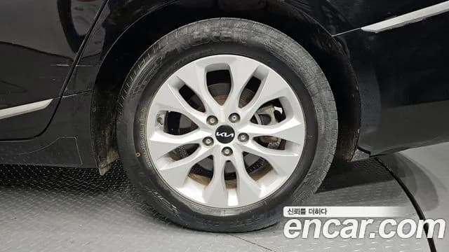 2022 Kia K8 3.5 LPG 2WD Sold VIN KNAM141FBNA010934 – photo 24 2022 Kia K8 3.5 LPG 2WD Sold VIN KNAM141FBNA010934 – photo 24