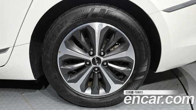2022 Kia K8 Hybrid Noblesse Sold VIN KNAM2411BNA002885 – dashboard 2022 Kia K8 Hybrid Noblesse Sold VIN KNAM2411BNA002885 – dashboard