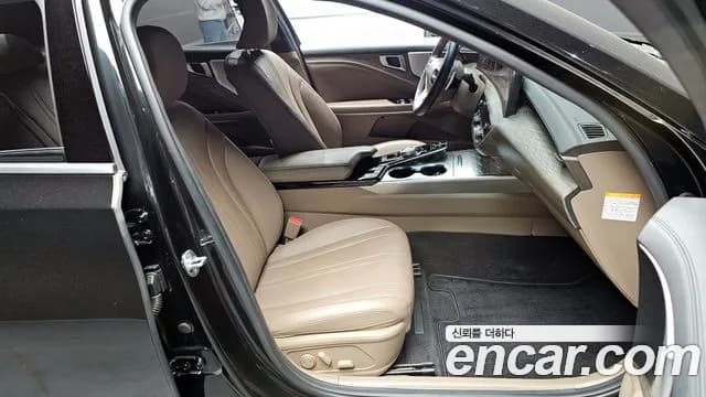 2022 Kia K8 Hybrid Noblesse Sold VIN KNAM2411BNA013678 – front exterior 2022 Kia K8 Hybrid Noblesse Sold VIN KNAM2411BNA013678 – front exterior