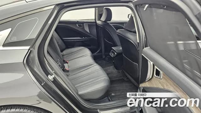 2022 Kia K8 Hybrid Noblesse Sold VIN KNAM2411BNA015294 – rear exterior 2022 Kia K8 Hybrid Noblesse Sold VIN KNAM2411BNA015294 – rear exterior