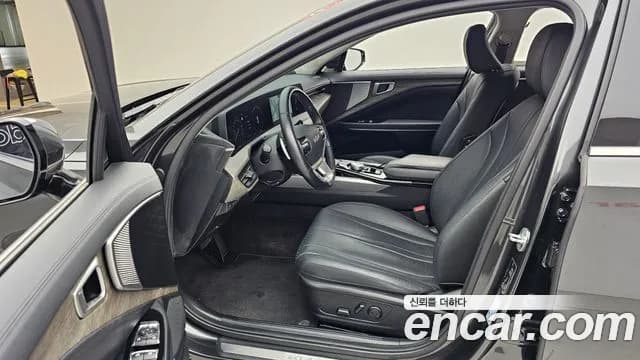 2022 Kia K8 Hybrid Noblesse Sold VIN KNAM2411BNA015294 – trunk area 2022 Kia K8 Hybrid Noblesse Sold VIN KNAM2411BNA015294 – trunk area