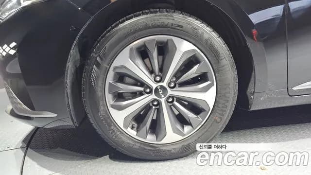 2022 Kia K8 Hybrid Noblesse Sold VIN KNAM2411BNA015402 – engine bay 2022 Kia K8 Hybrid Noblesse Sold VIN KNAM2411BNA015402 – engine bay