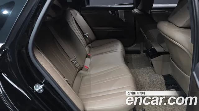 2022 Kia K8 Hybrid Noblesse Sold VIN KNAM2411BNA015529 – interior seats 2022 Kia K8 Hybrid Noblesse Sold VIN KNAM2411BNA015529 – interior seats