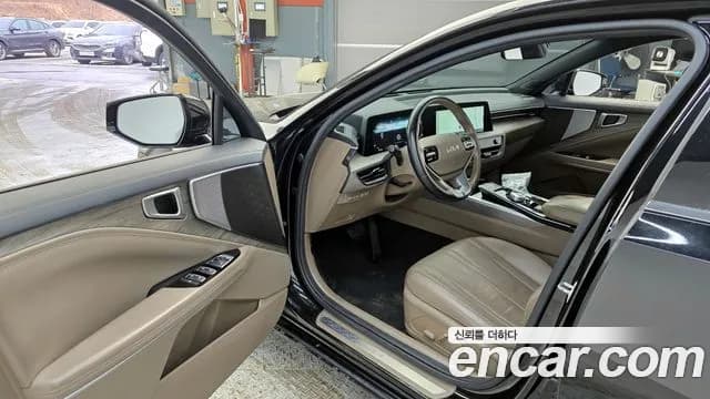 2022 Kia K8 Hybrid Noblesse Sold VIN KNAM2411BNA016974 – rear exterior 2022 Kia K8 Hybrid Noblesse Sold VIN KNAM2411BNA016974 – rear exterior