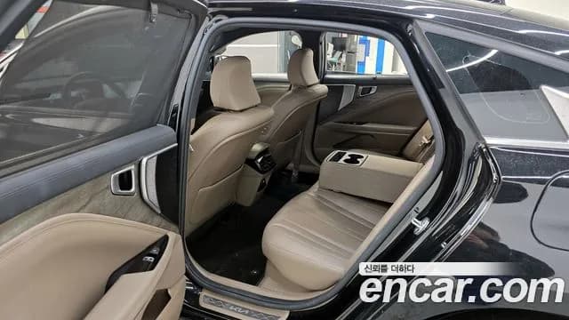 2022 Kia K8 Hybrid Noblesse Sold VIN KNAM2411BNA016974 – interior seats 2022 Kia K8 Hybrid Noblesse Sold VIN KNAM2411BNA016974 – interior seats