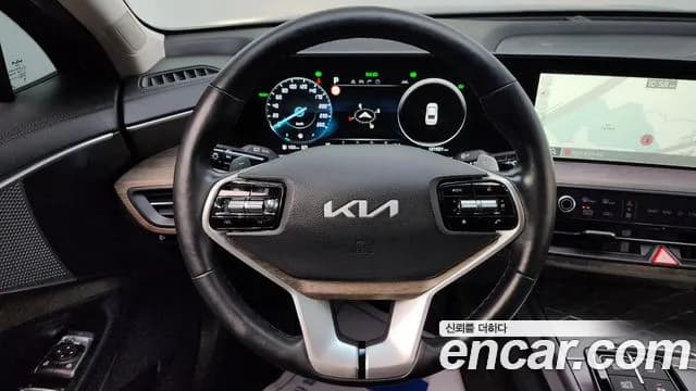 2022 Kia K8 Hybrid Noblesse Sold VIN KNAM2411BNA017873 – exterior detail 2022 Kia K8 Hybrid Noblesse Sold VIN KNAM2411BNA017873 – exterior detail