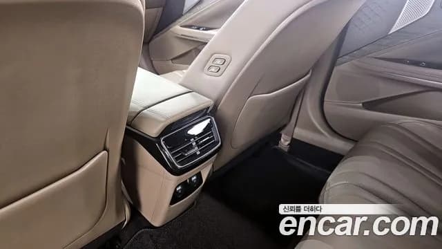 2022 Kia K8 Hybrid Noblesse Sold VIN KNAM2411BNA020268 – side profile 2022 Kia K8 Hybrid Noblesse Sold VIN KNAM2411BNA020268 – side profile