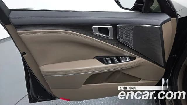 2022 Kia K8 Hybrid Noblesse Sold VIN KNAM2411BNA020494 – side profile 2022 Kia K8 Hybrid Noblesse Sold VIN KNAM2411BNA020494 – side profile