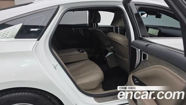 2023 Kia K8 Hybrid Noblesse Sold VIN KNAM2411BPA028617 – side profile 2023 Kia K8 Hybrid Noblesse Sold VIN KNAM2411BPA028617 – side profile