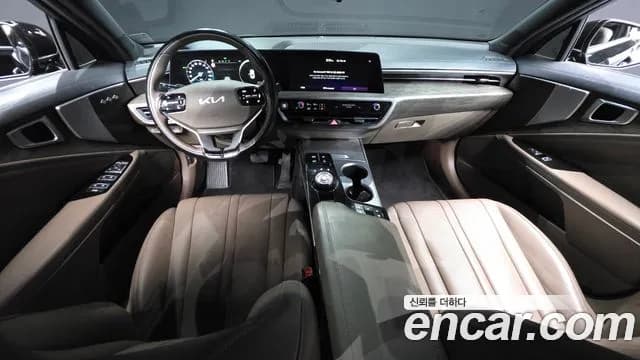2023 Kia K8 Hybrid Noblesse Sold VIN KNAM2411BPA033058 – trunk area 2023 Kia K8 Hybrid Noblesse Sold VIN KNAM2411BPA033058 – trunk area