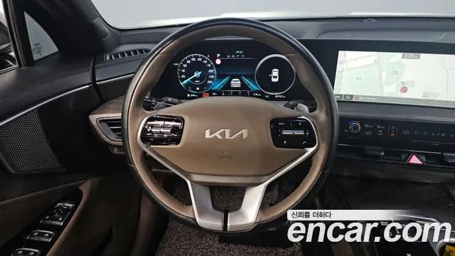 2023 Kia K8 Hybrid Noblesse Sold VIN KNAM2411BPA042706 – rear exterior 2023 Kia K8 Hybrid Noblesse Sold VIN KNAM2411BPA042706 – rear exterior