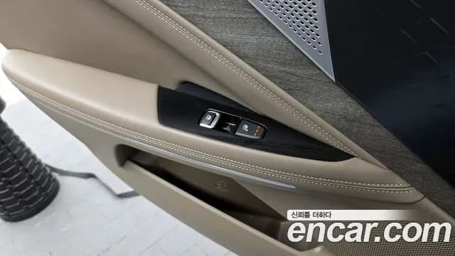 2023 Kia K8 Hybrid Noblesse Sold VIN KNAM2411BPA047108 – exterior detail 2023 Kia K8 Hybrid Noblesse Sold VIN KNAM2411BPA047108 – exterior detail