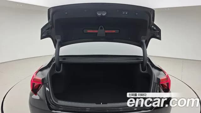 2023 Kia K8 Hybrid Noblesse Sold VIN KNAM2411BPA050133 – exterior detail 2023 Kia K8 Hybrid Noblesse Sold VIN KNAM2411BPA050133 – exterior detail