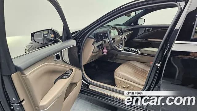 2023 Kia K8 Hybrid Noblesse Sold VIN KNAM2411BPA050743 – front exterior 2023 Kia K8 Hybrid Noblesse Sold VIN KNAM2411BPA050743 – front exterior