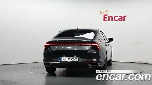 2023 Kia K8 Hybrid Noblesse Sold VIN KNAM2411BPA060679 – rear exterior 2023 Kia K8 Hybrid Noblesse Sold VIN KNAM2411BPA060679 – rear exterior