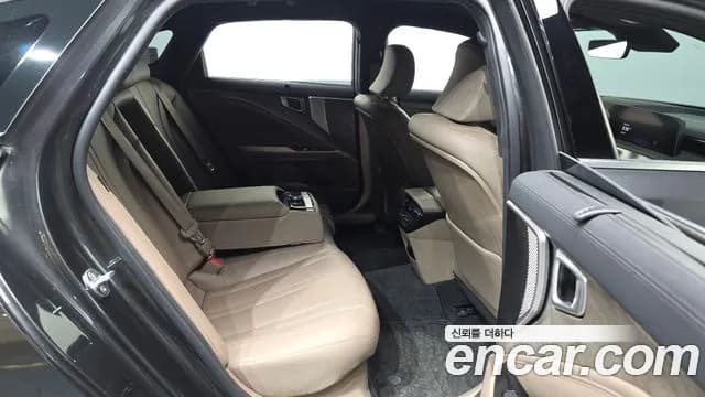 2024 Kia K8 Hybrid Noblesse Sold VIN KNAM2411BRA068922 – undercarriage 2024 Kia K8 Hybrid Noblesse Sold VIN KNAM2411BRA068922 – undercarriage