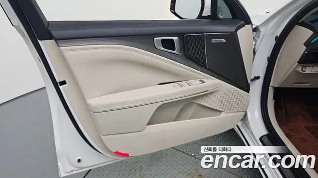 2025 Kia The New K8 Hybrid Noblesse Sold VIN KNAM2411BSA079312 – front exterior 2025 Kia The New K8 Hybrid Noblesse Sold VIN KNAM2411BSA079312 – front exterior