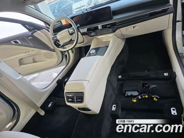 2025 Kia The New K8 Hybrid Noblesse Sold VIN KNAM2411BSA086031 – undercarriage 2025 Kia The New K8 Hybrid Noblesse Sold VIN KNAM2411BSA086031 – undercarriage
