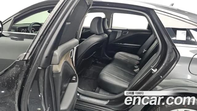 2022 Kia K8 2.5 Gasoline 2WD Sold VIN KNAM241BBNA003587 – interior seats 2022 Kia K8 2.5 Gasoline 2WD Sold VIN KNAM241BBNA003587 – interior seats