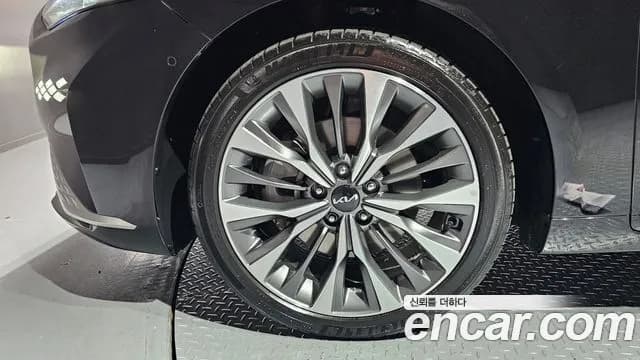 2022 Kia K8 2.5 Gasoline 2WD Sold VIN KNAM241BBNA004867 – rear exterior 2022 Kia K8 2.5 Gasoline 2WD Sold VIN KNAM241BBNA004867 – rear exterior