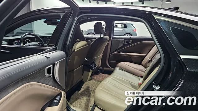 2022 Kia K8 2.5 Gasoline 2WD Sold VIN KNAM241BBNA004867 – side profile 2022 Kia K8 2.5 Gasoline 2WD Sold VIN KNAM241BBNA004867 – side profile