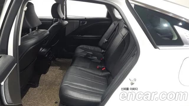 2022 Kia K8 2.5 Gasoline 2WD Sold VIN KNAM241BBNA006120 – front exterior 2022 Kia K8 2.5 Gasoline 2WD Sold VIN KNAM241BBNA006120 – front exterior