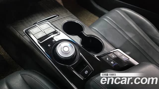 2022 Kia K8 2.5 Gasoline 2WD Sold VIN KNAM241BBNA006120 – trunk area 2022 Kia K8 2.5 Gasoline 2WD Sold VIN KNAM241BBNA006120 – trunk area