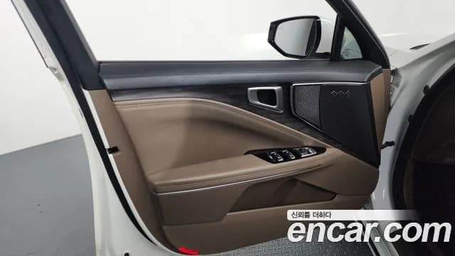 2022 Kia K8 2.5 Gasoline 2WD Sold VIN KNAM241BBNA006819 – trunk area 2022 Kia K8 2.5 Gasoline 2WD Sold VIN KNAM241BBNA006819 – trunk area